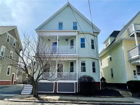 241 Pleasant St, Providence, RI 02906