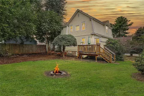 45 Euclid Ave, East Providence, RI 02915