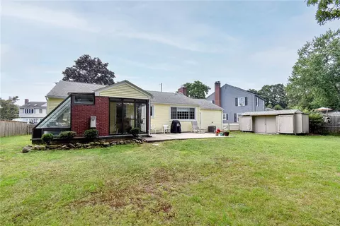 67 Knowles Dr, Warwick, RI 02888 photo 26