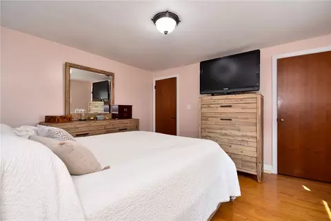 67 Knowles Dr, Warwick, RI 02888 photo 15