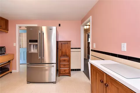 67 Knowles Dr, Warwick, RI 02888 photo 12