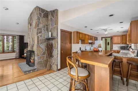 137 Widow Sweets Rd, Exeter, RI 02822 photo 13