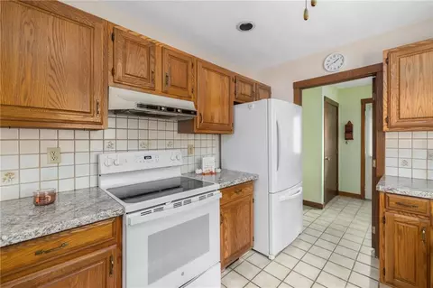 137 Widow Sweets Rd, Exeter, RI 02822 photo 17