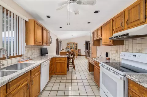 137 Widow Sweets Rd, Exeter, RI 02822 photo 19