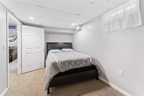 220 Cooper Ave, Woonsocket, RI 02895 photo 34