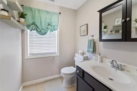 220 Cooper Ave, Woonsocket, RI 02895 photo 32