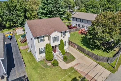 220 Cooper Ave, Woonsocket, RI 02895 photo 4