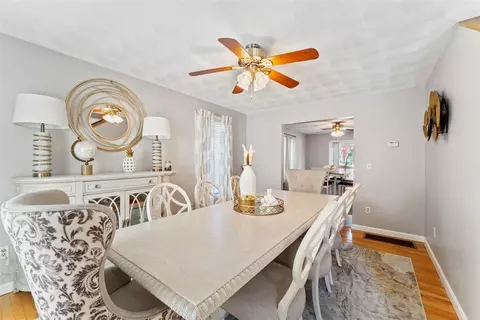 220 Cooper Ave, Woonsocket, RI 02895 photo 14