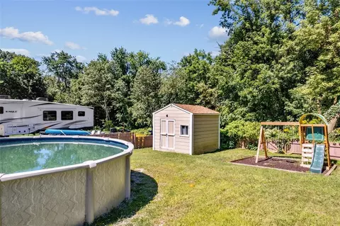 220 Cooper Ave, Woonsocket, RI 02895 photo 8