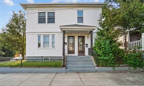 197 Newell Ave, Pawtucket, RI 02860