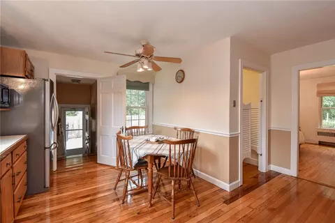 28 Thor Pl, Warwick, RI 02888 photo 16