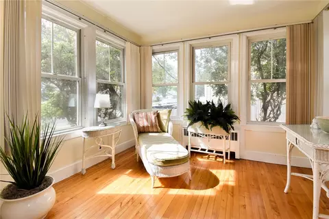 28 Thor Pl, Warwick, RI 02888 photo 9
