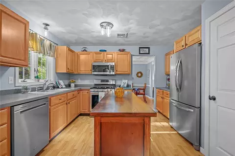 19 Ginger Trl, Coventry, RI 02816 photo 13