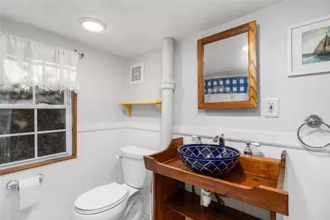 4019 Post Rd, Warwick, RI 02886 photo 17