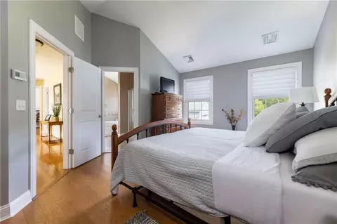136 Beach St, Westerly, RI 02891 photo 24