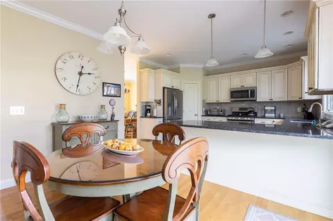 136 Beach St, Westerly, RI 02891 photo 13