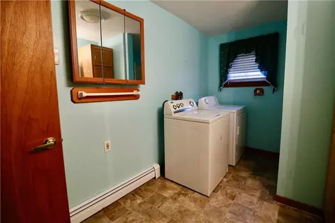 305 Rathbun St, Woonsocket, RI 02895 photo 9