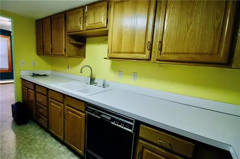 305 Rathbun St, Woonsocket, RI 02895 photo 12