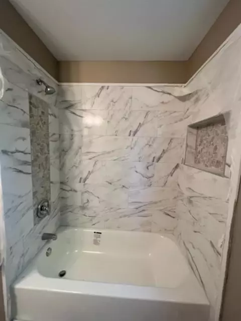 218 Cato St, Woonsocket, RI 02895 photo 6