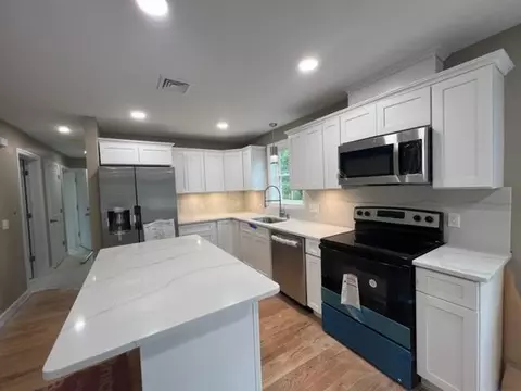 218 Cato St, Woonsocket, RI 02895 photo 13
