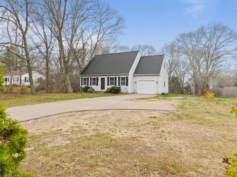 196 Post Rd, Westerly, RI 02891 photo 3