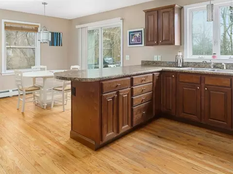 196 Post Rd, Westerly, RI 02891 photo 6