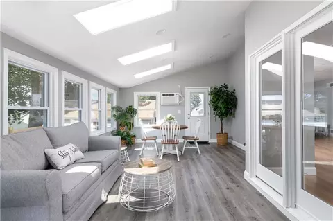 62 Summer St, Westerly, RI 02891 photo 10
