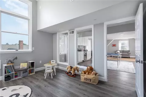 62 Summer St, Westerly, RI 02891 photo 18