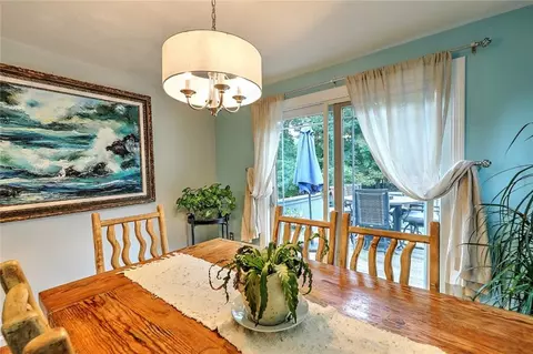 4 Central Ct, Warren, RI 02885 photo 15
