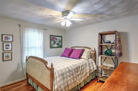 4 Central Ct, Warren, RI 02885 photo 18