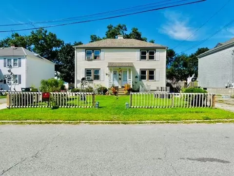21 Saratoga Rd, North Kingstown, RI 02852