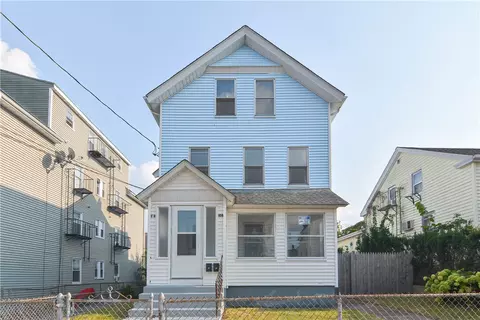 106 Tremont St, Central Falls, RI 02863