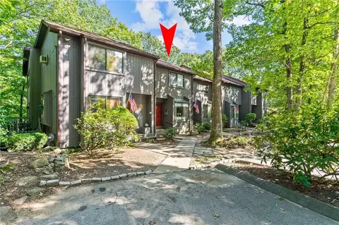 5 Wake Robin Rd #602, Lincoln, RI 02865