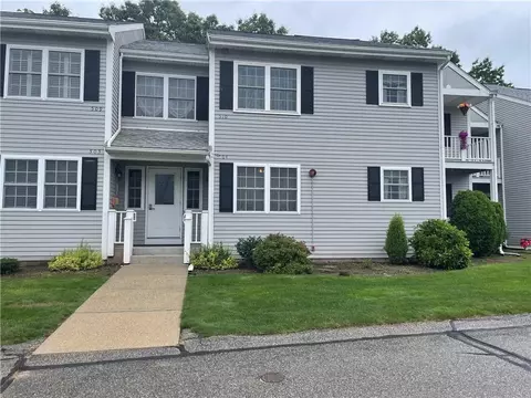 720 Putnam Pike #504, Greenville, RI 02828
