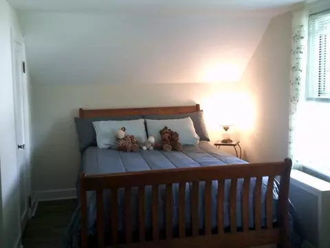 28 Angell St, Woonsocket, RI 02895 photo 6