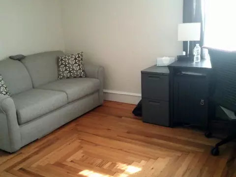 28 Angell St, Woonsocket, RI 02895 photo 3