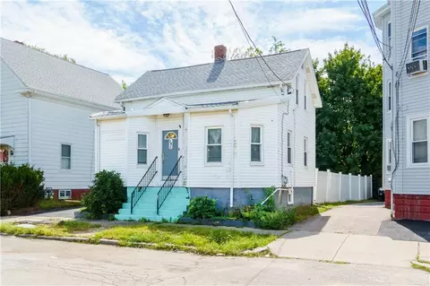 140 Dover St, Providence, RI 02908
