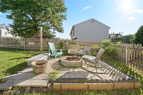 93 Harrop Ave, Warwick, RI 02886 photo 35