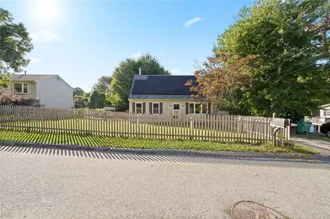 93 Harrop Ave, Warwick, RI 02886 photo 40