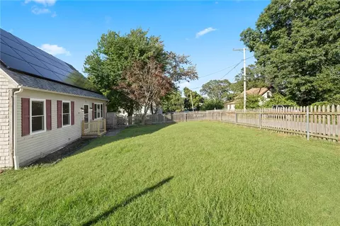 93 Harrop Ave, Warwick, RI 02886 photo 36