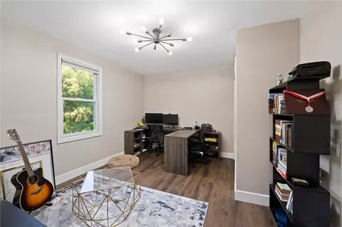 93 Harrop Ave, Warwick, RI 02886 photo 12