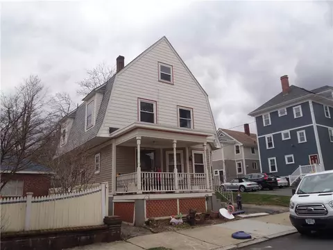 15 Hart St, Providence, RI 02906