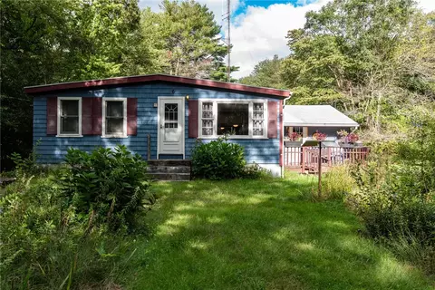 6 Short Rd, Exeter, RI 02822
