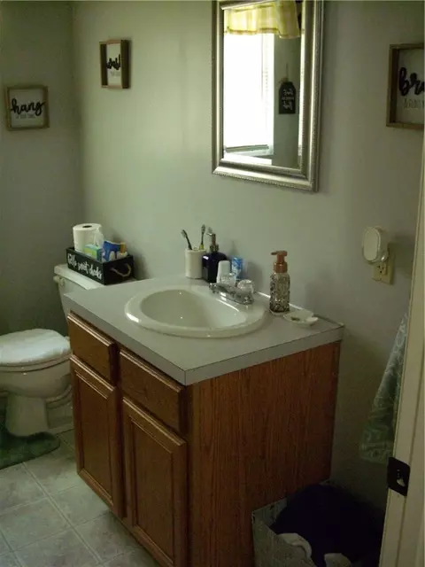75 Sagamore St, Warwick, RI 02889 photo 12