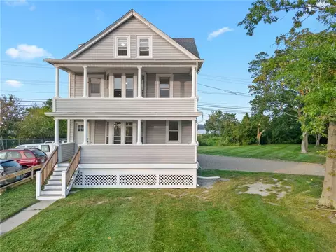 62 Main St, Warren, RI 02885 photo 1