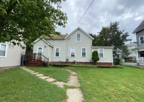 238 Grove St, Woonsocket, RI 02895
