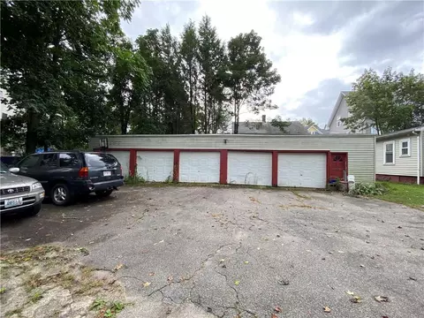 238 Grove St, Woonsocket, RI 02895 photo 3