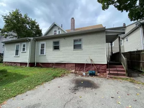 238 Grove St, Woonsocket, RI 02895 photo 2