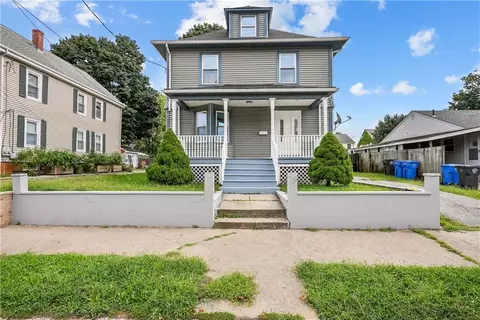 234 Orchard St, Cranston, RI 02910