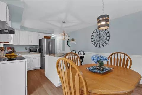 23 Colonial Dr, Westerly, RI 02891 photo 12